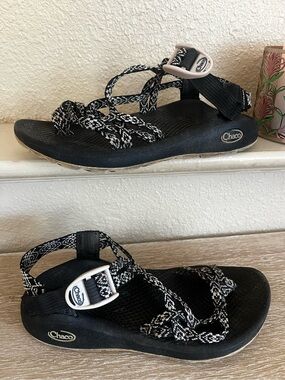 Chaco ZX/2 Classic Sandals Womens 6 Cloud Toe Ring Loop Water Hiking Sport Aztec